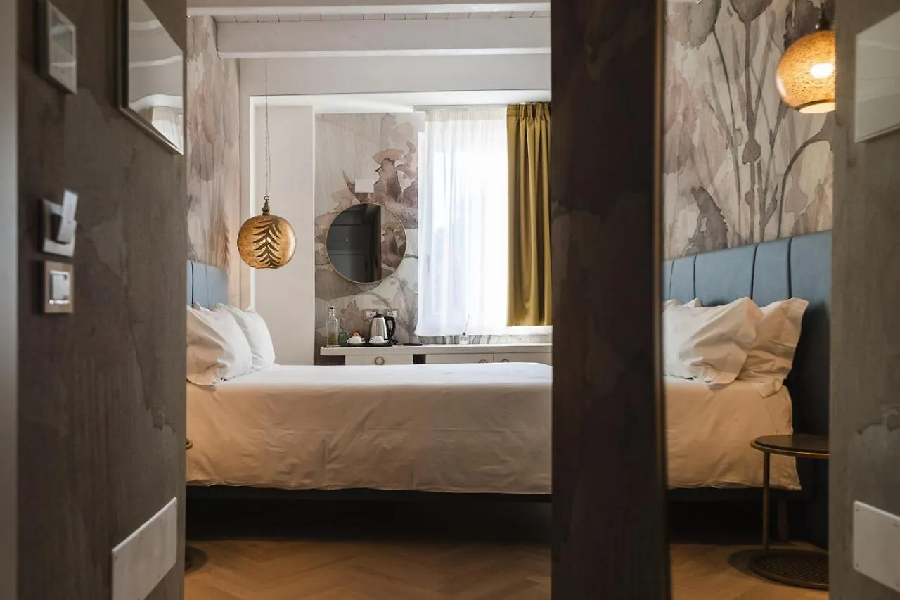 Luxury Suites Rocopom - Lake Front Malgrate