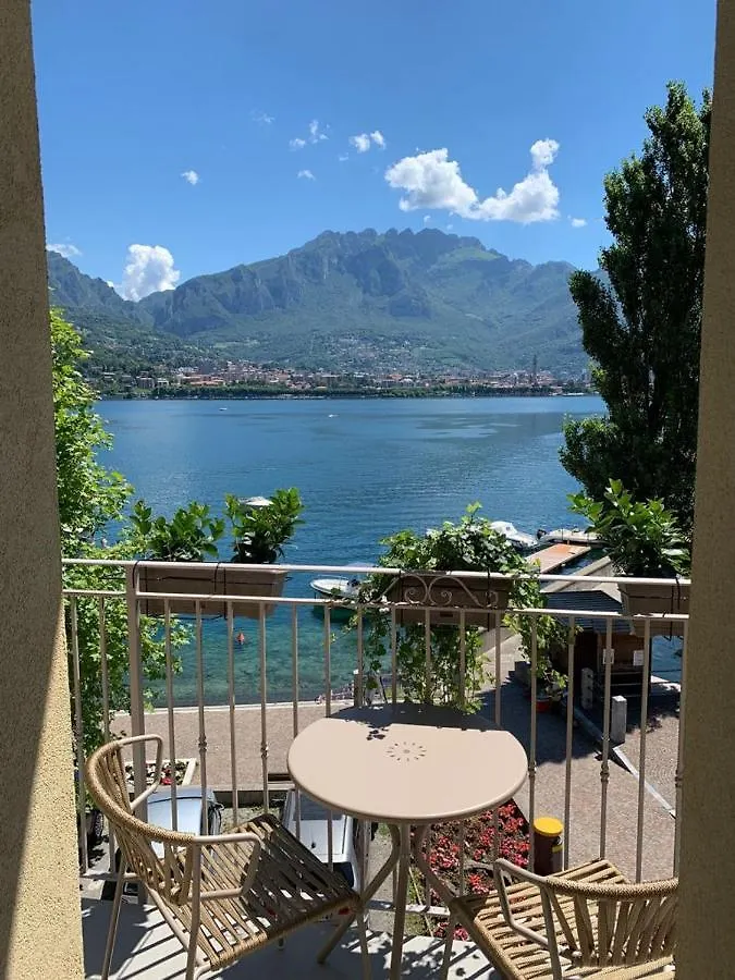 Luxury Suites Rocopom - Lake Front Malgrate Italia