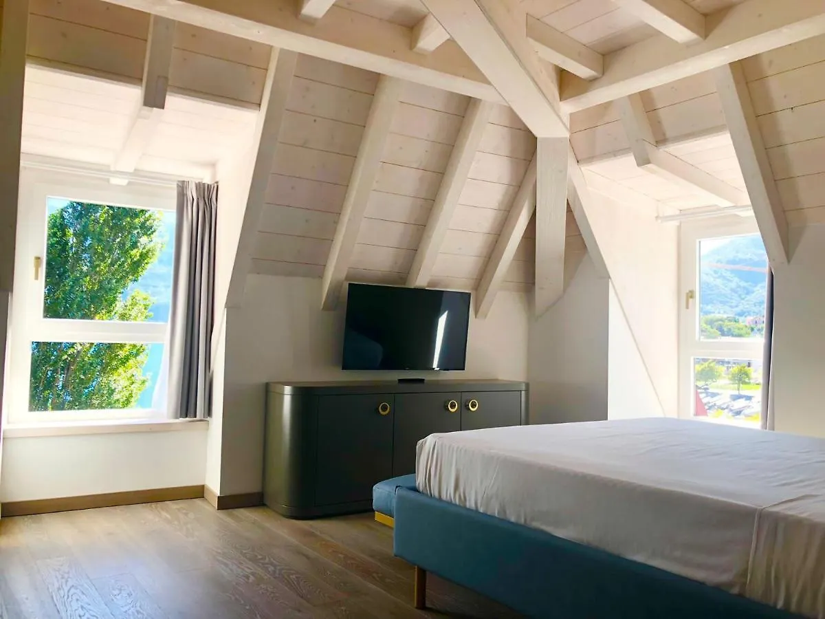 Hotel Luxury Suites Rocopom - Lake Front Malgrate Italia